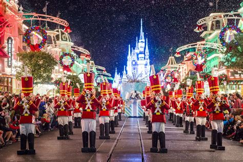 Top 5 Tips For Mickey S Very Merry Christmas Party Tips From The Magical Divas And Devos