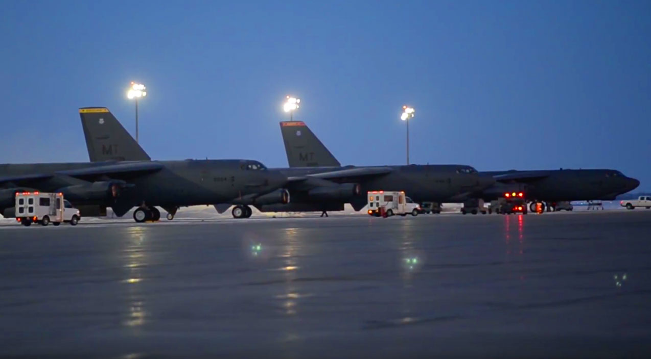 Twelve B 52 Nuclear Bombers Depart Minot Air Force Base Youtube