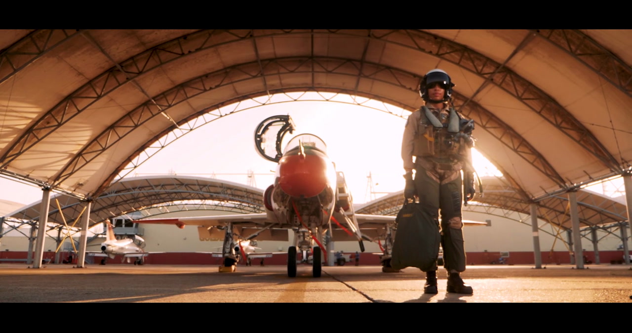 U S Navy S First Black Female Tactical Jet Pilot The Military Channel