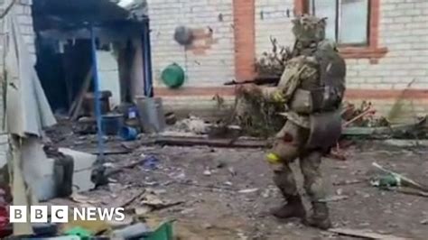 Ukraine War Were Russian Soldiers Shot After Surrendering Bbc News