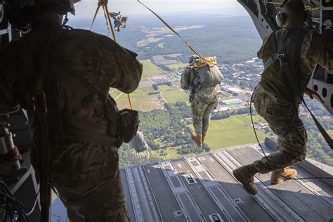 Us Army Airborne School