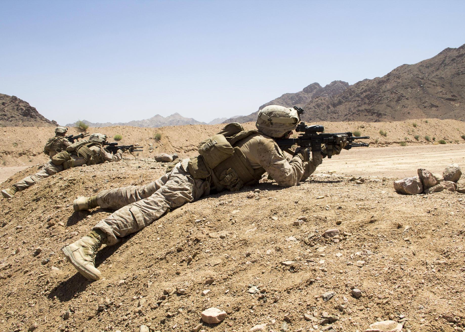 Elite Warriors: US Marine Corps Infantry Training and Tactics