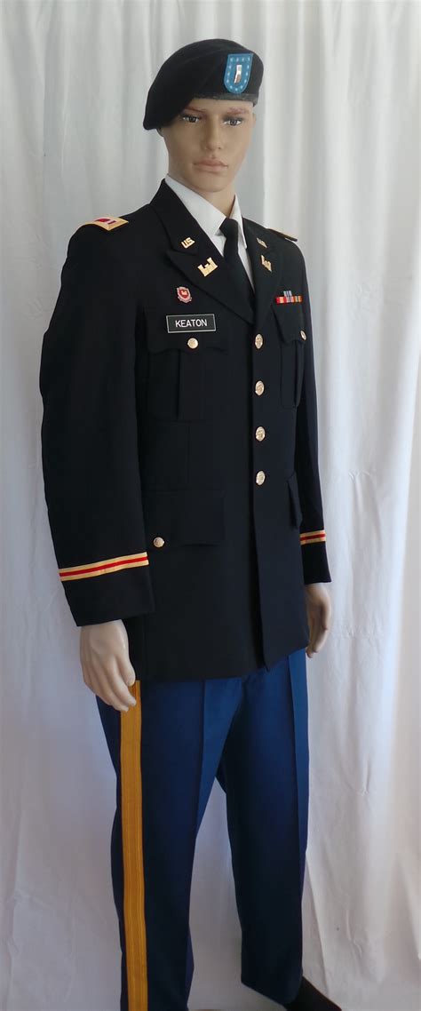 US Military Dress Uniform: A Symbol of Pride and Honor