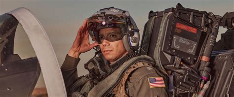 US Navy Fighter Pilot Reserve: Serve with Honor