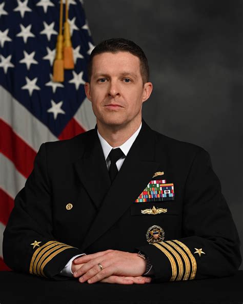 5 Traits of a Successful US Navy Intel Officer