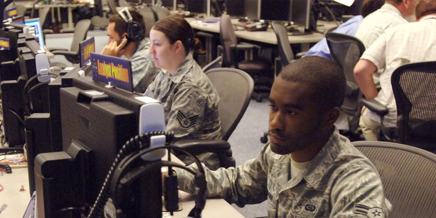 USAF Signals Intelligence Analyst: Career Guide and Job Outlook