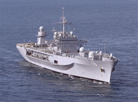 Uss Blue Ridge Lcc 19 Amphibious Command Ship