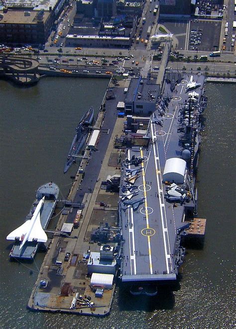 Uss Intrepid Aircraft Carrier Uss Intrepid Aircraft Carrier Navy Aircraft Carrier