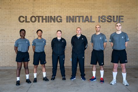 Ussf Rolls Out New Physical Training Uniform At Bmt Vandenberg Space Force Base Article Display