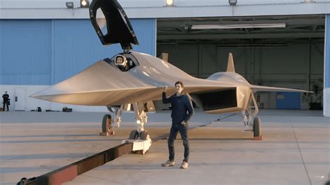 Watch The Darkstar Hypersonic Aircraft Mockup From Top Gun