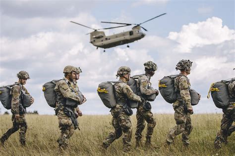 5 Ways to Become Airborne in the Army